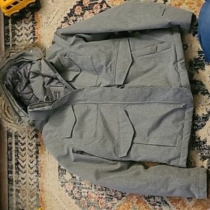 Gorgeous grey puffy coat!